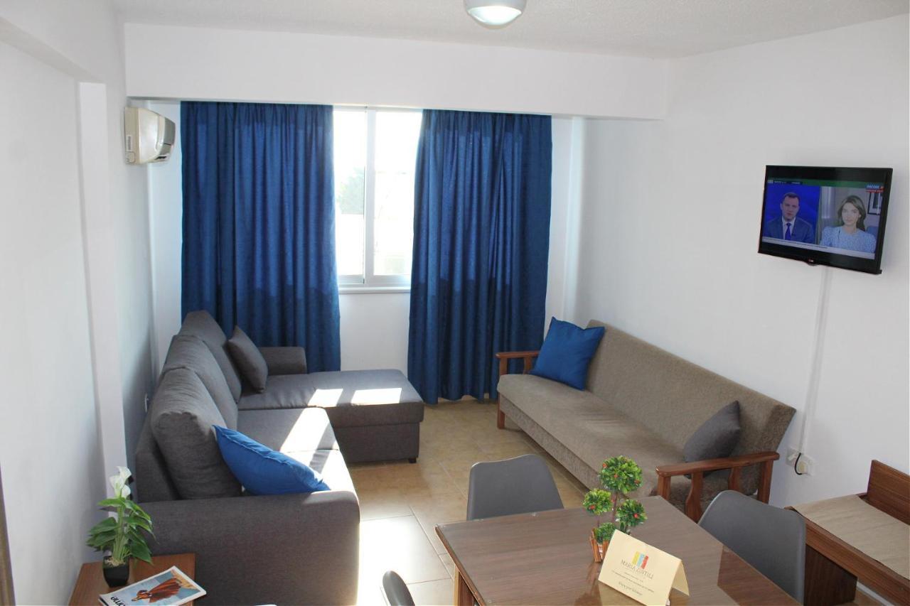 Maria Zintili Apartments アヤナパ エクステリア 写真